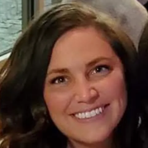 Stephanie Barker